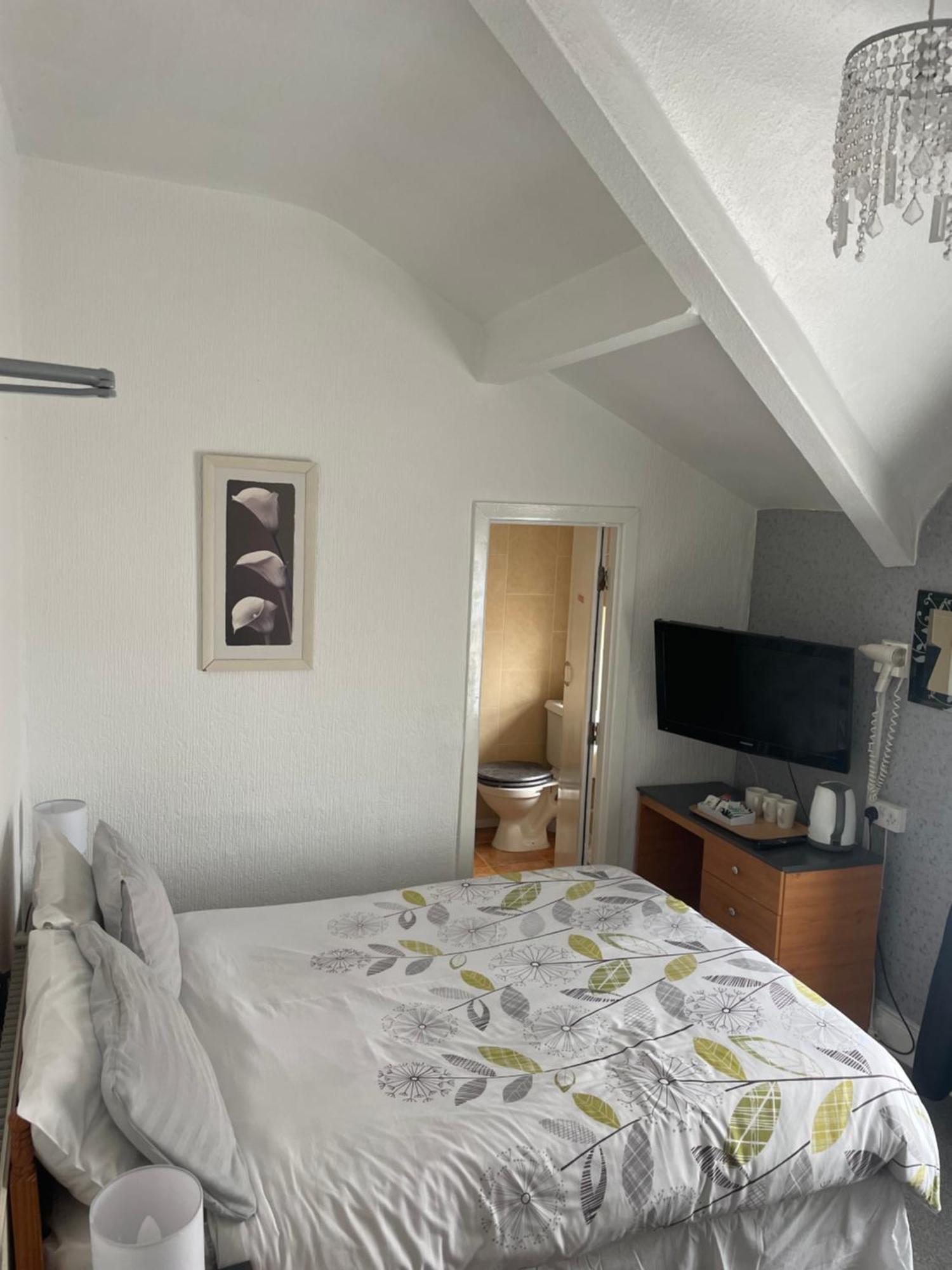 The Shepperton Hotel Blackpool Eksteriør billede