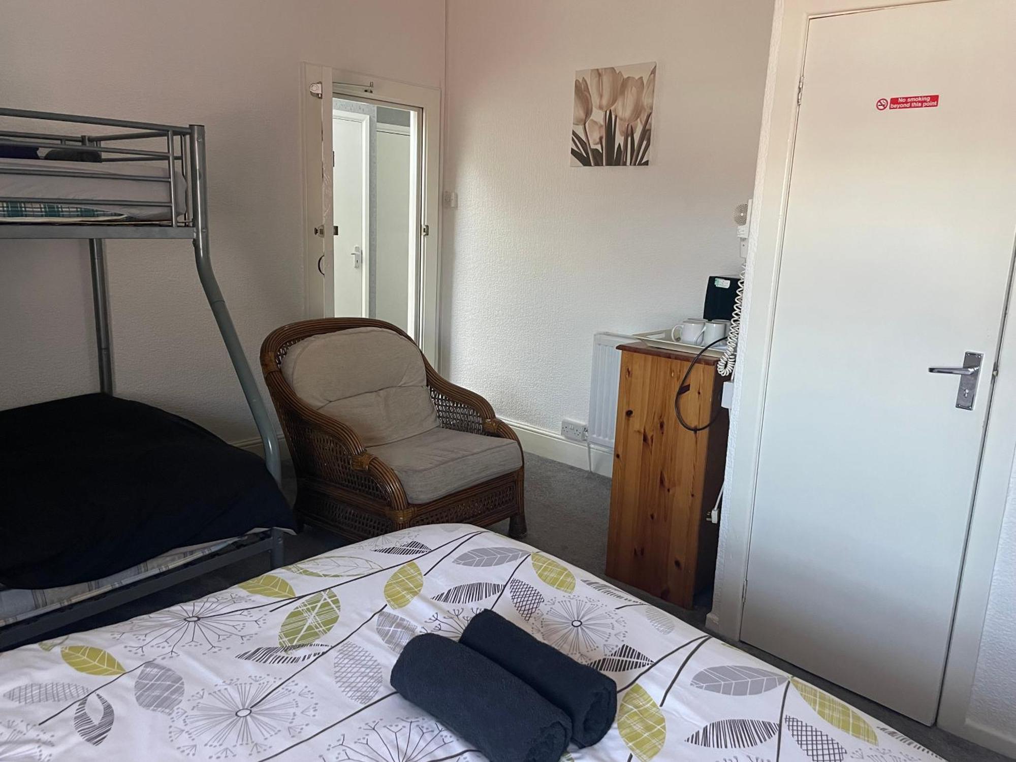 The Shepperton Hotel Blackpool Eksteriør billede