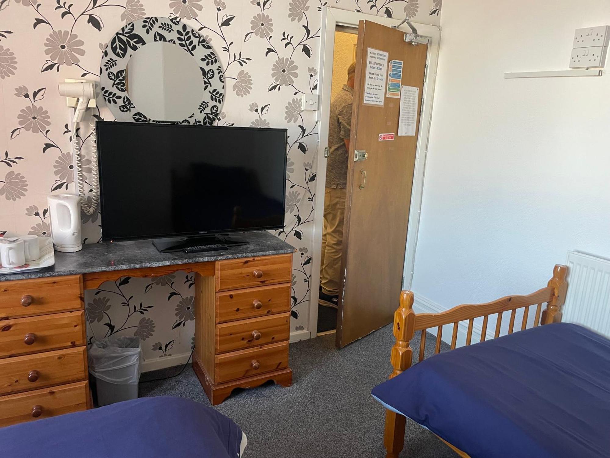 The Shepperton Hotel Blackpool Eksteriør billede